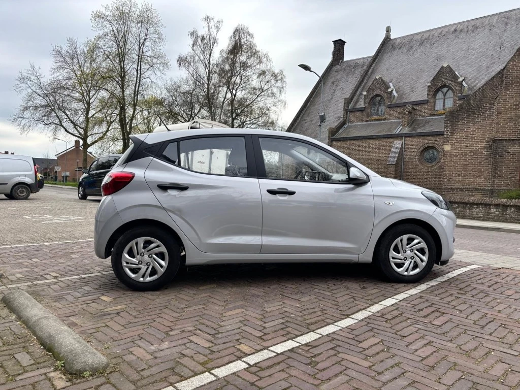 Hoofdafbeelding Hyundai i10