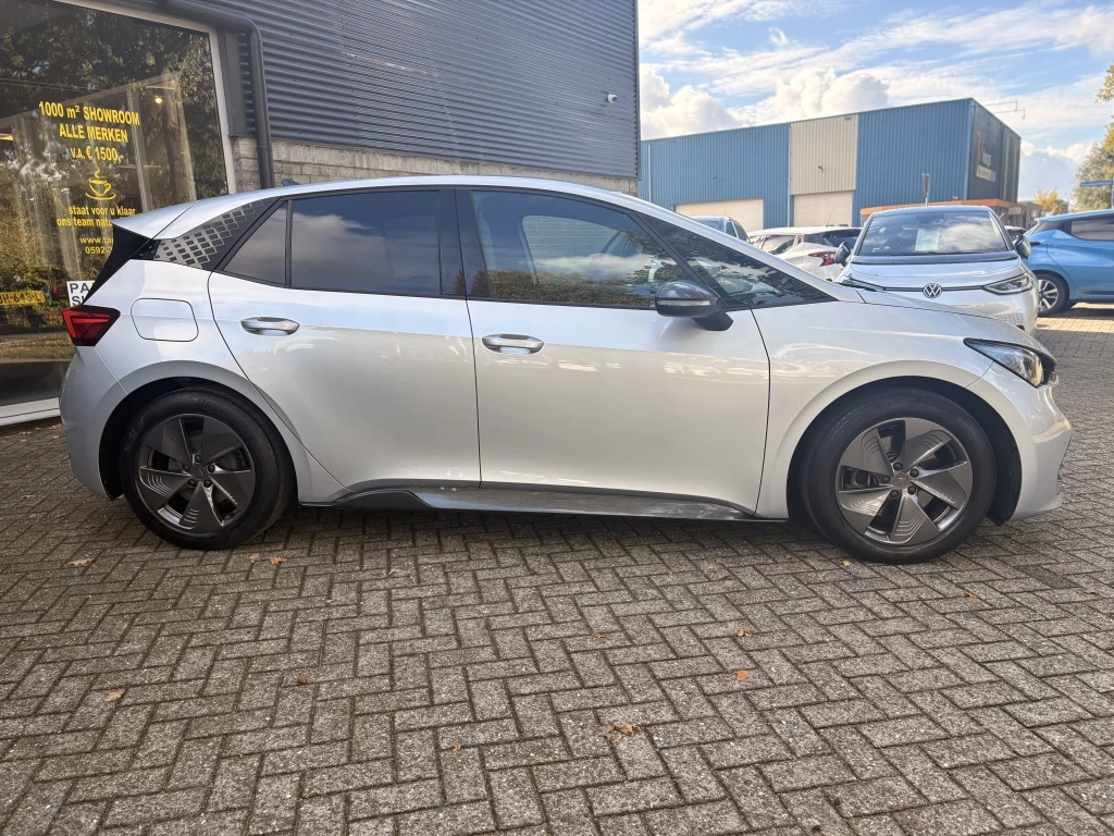 Hoofdafbeelding CUPRA Born