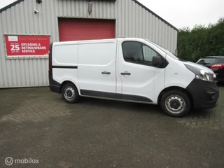 Hoofdafbeelding Opel Vivaro Opel Vivaro 1.6 CDTI  Edition EcoFlex , keurige bus !
