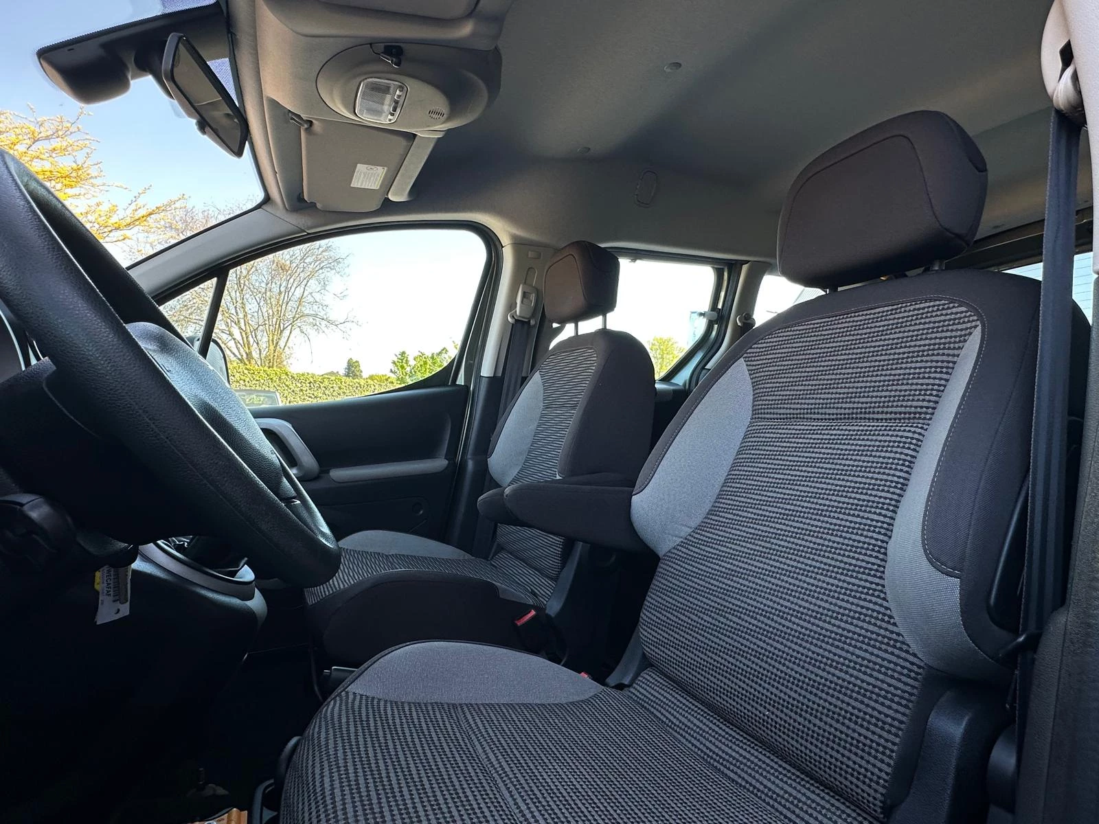 Hoofdafbeelding Peugeot Partner