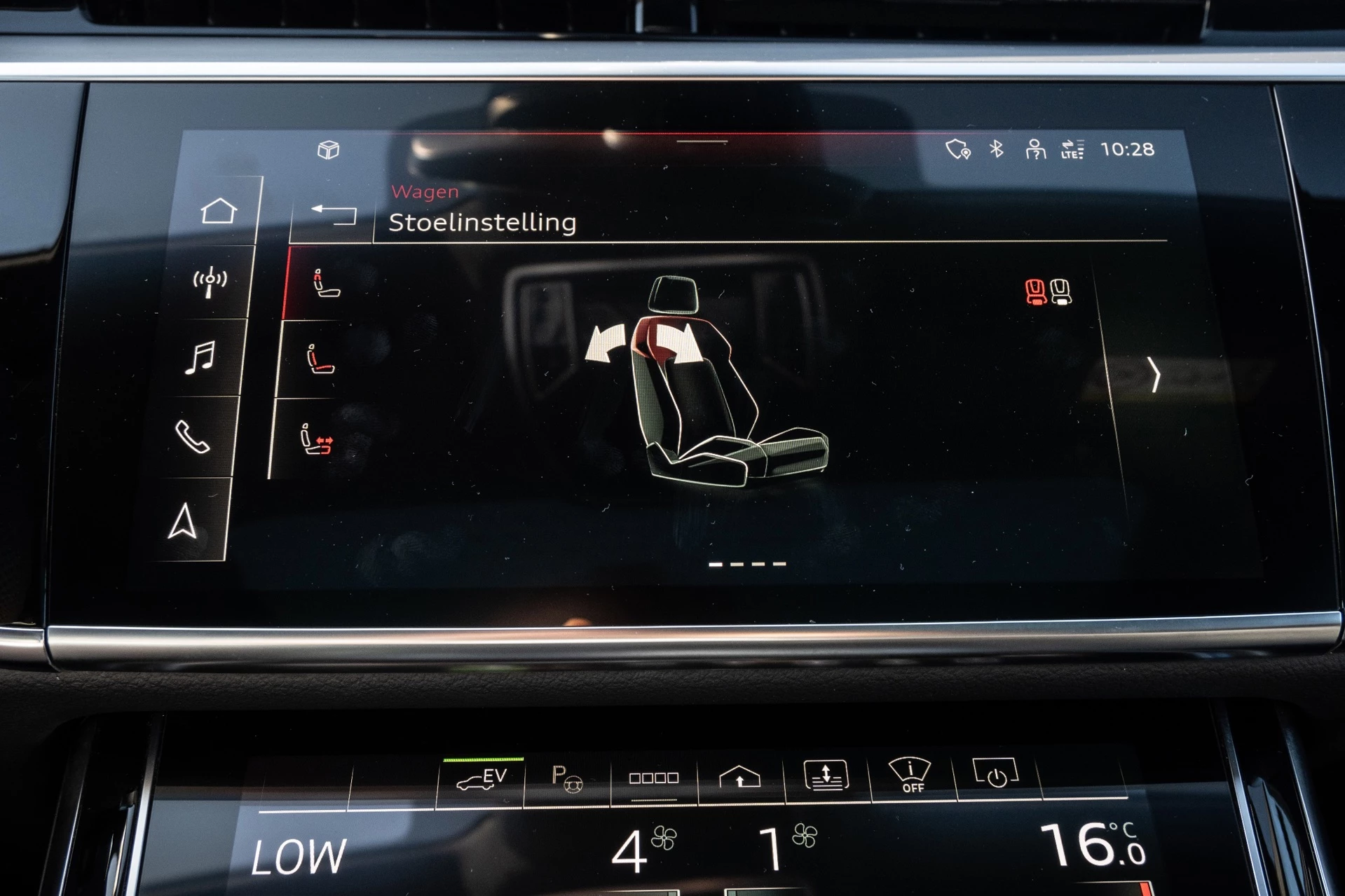 Hoofdafbeelding Audi A8