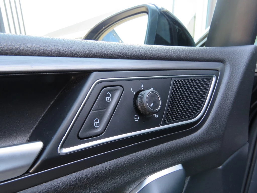 Hoofdafbeelding Volkswagen Golf Sportsvan