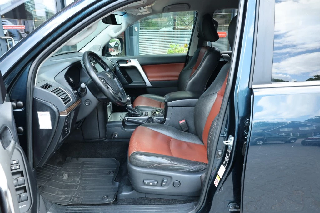 Hoofdafbeelding Toyota Land Cruiser