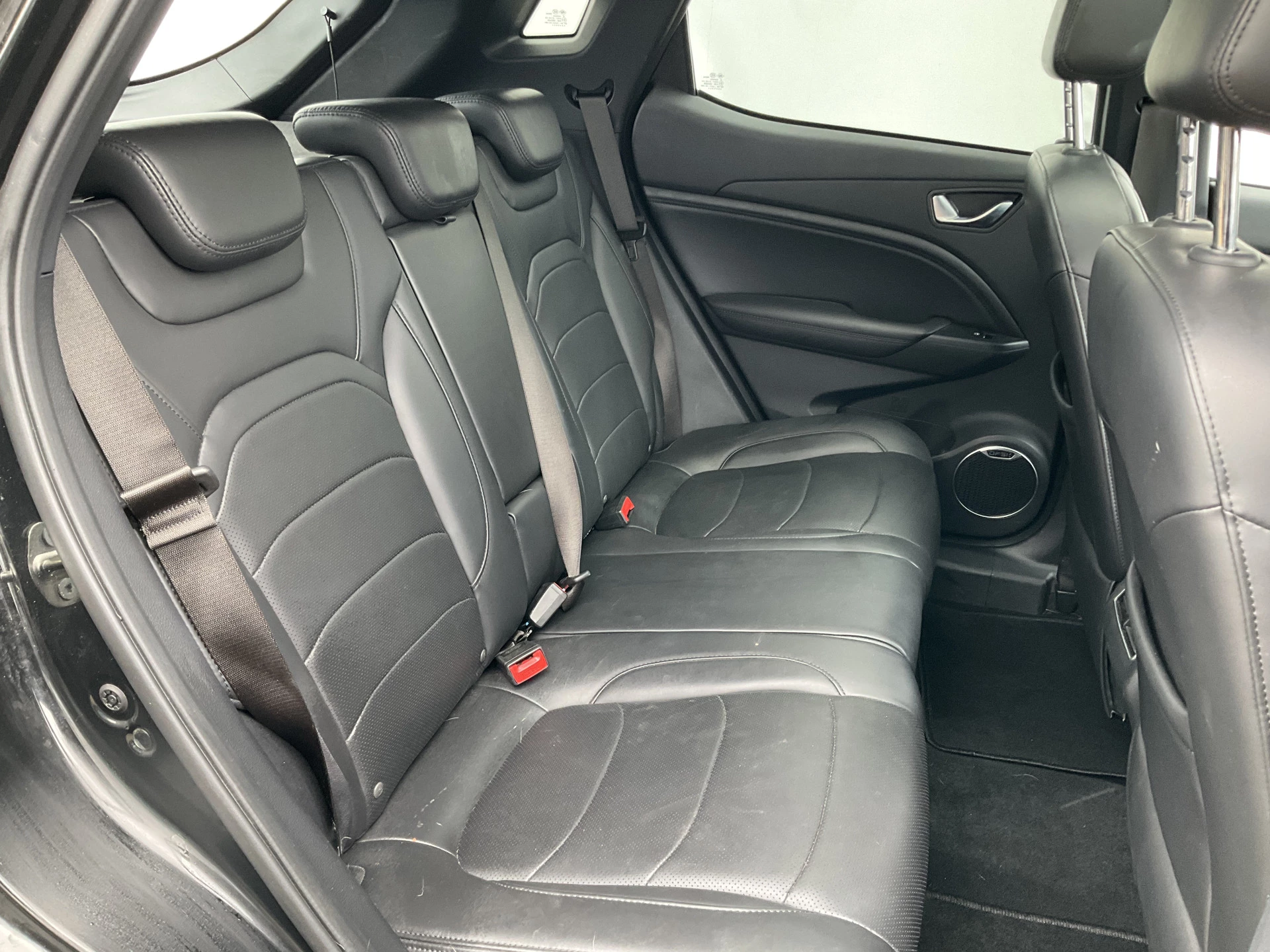 Hoofdafbeelding Seres 3