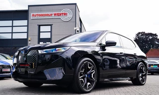 Hoofdafbeelding BMW iX BMW IX XDrive50 Business Edition Plus 112 kWh | 3D Camera | Massage | Headup