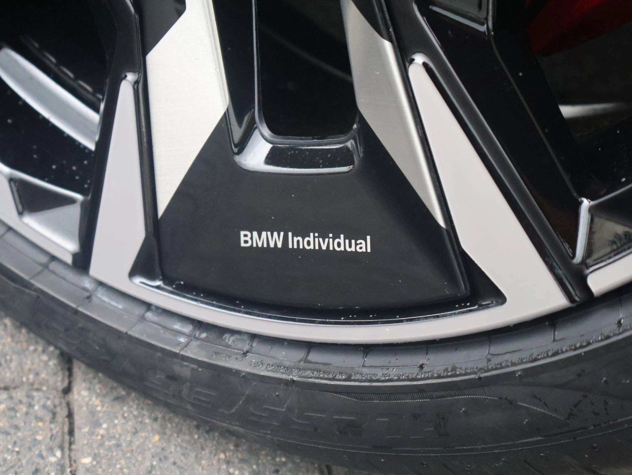 Hoofdafbeelding BMW i5