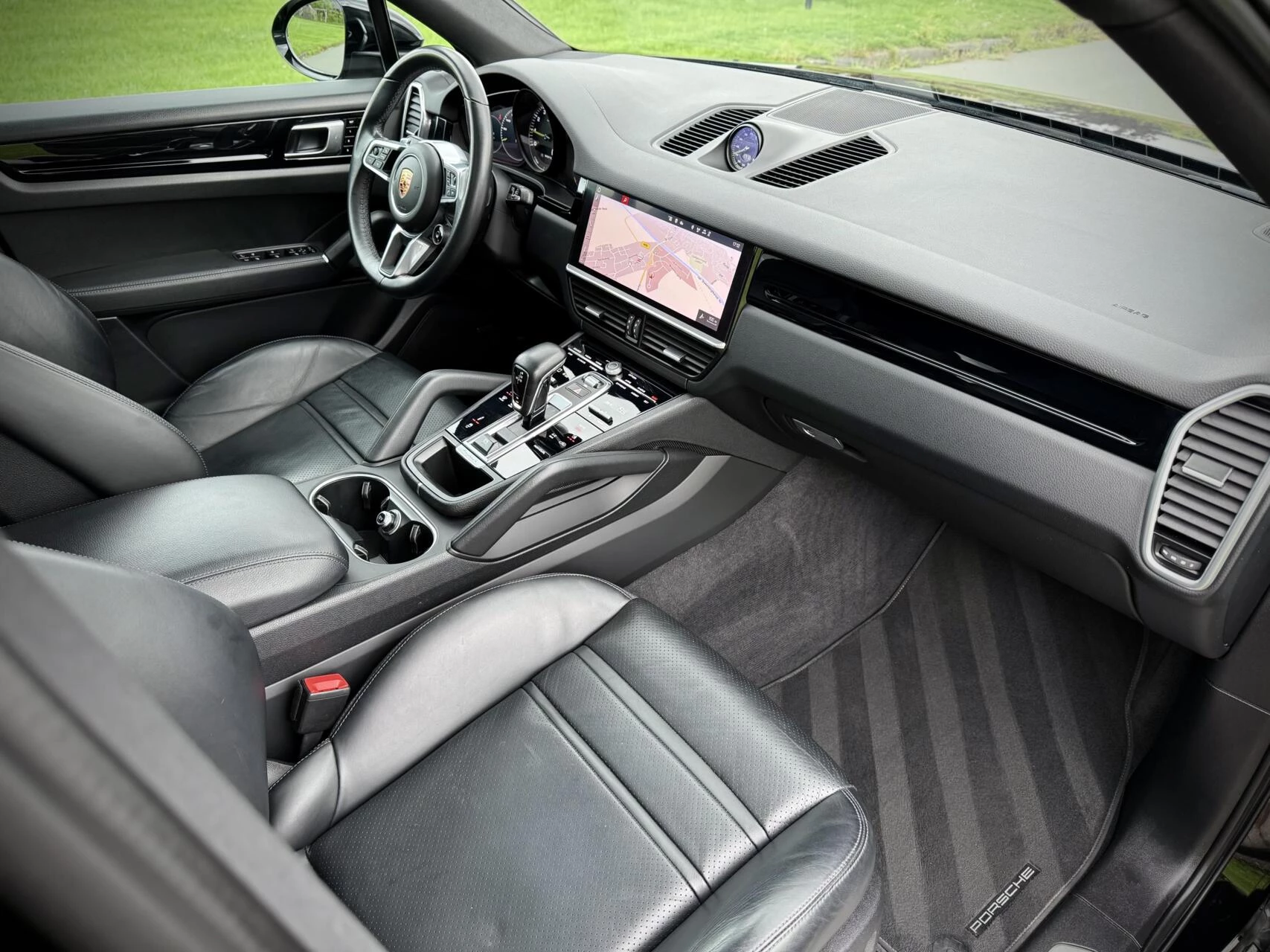 Hoofdafbeelding Porsche Cayenne