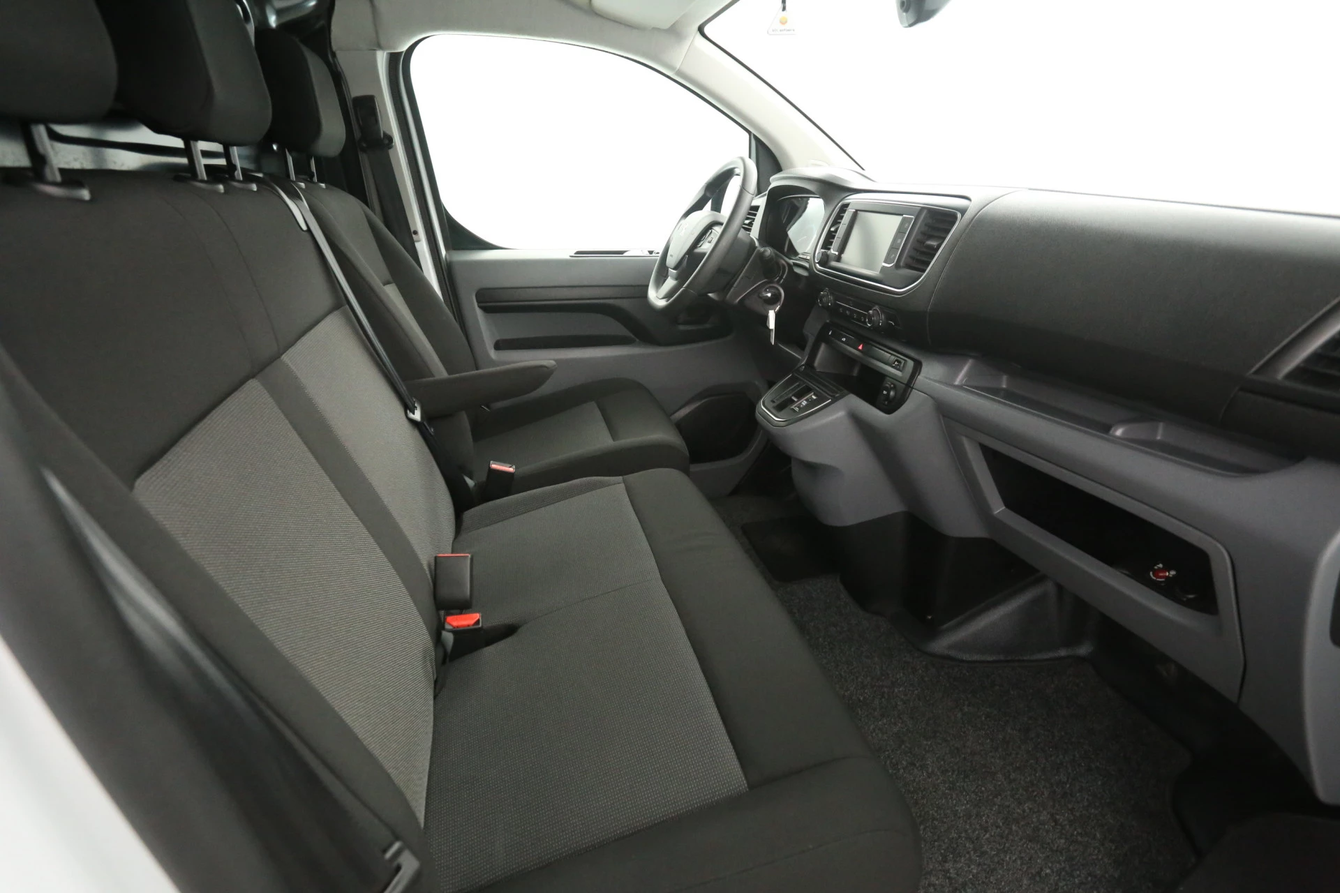 Hoofdafbeelding Peugeot e-Expert