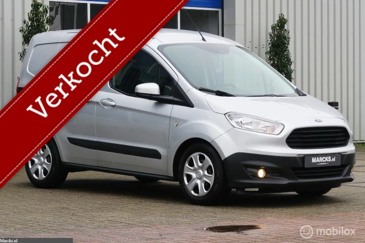 Hoofdafbeelding Ford Transit Courier