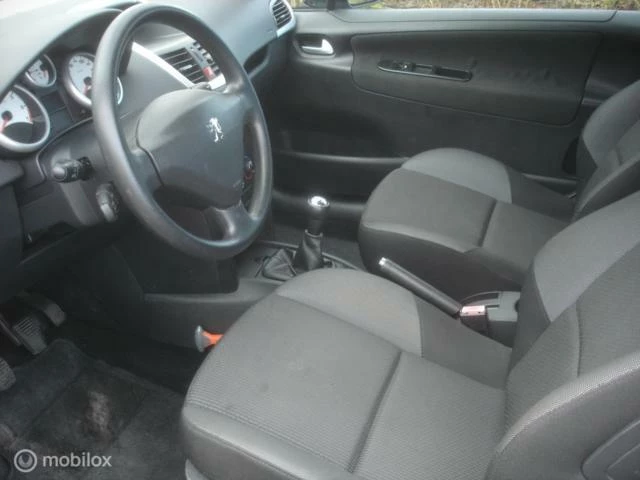 Hoofdafbeelding Peugeot 207