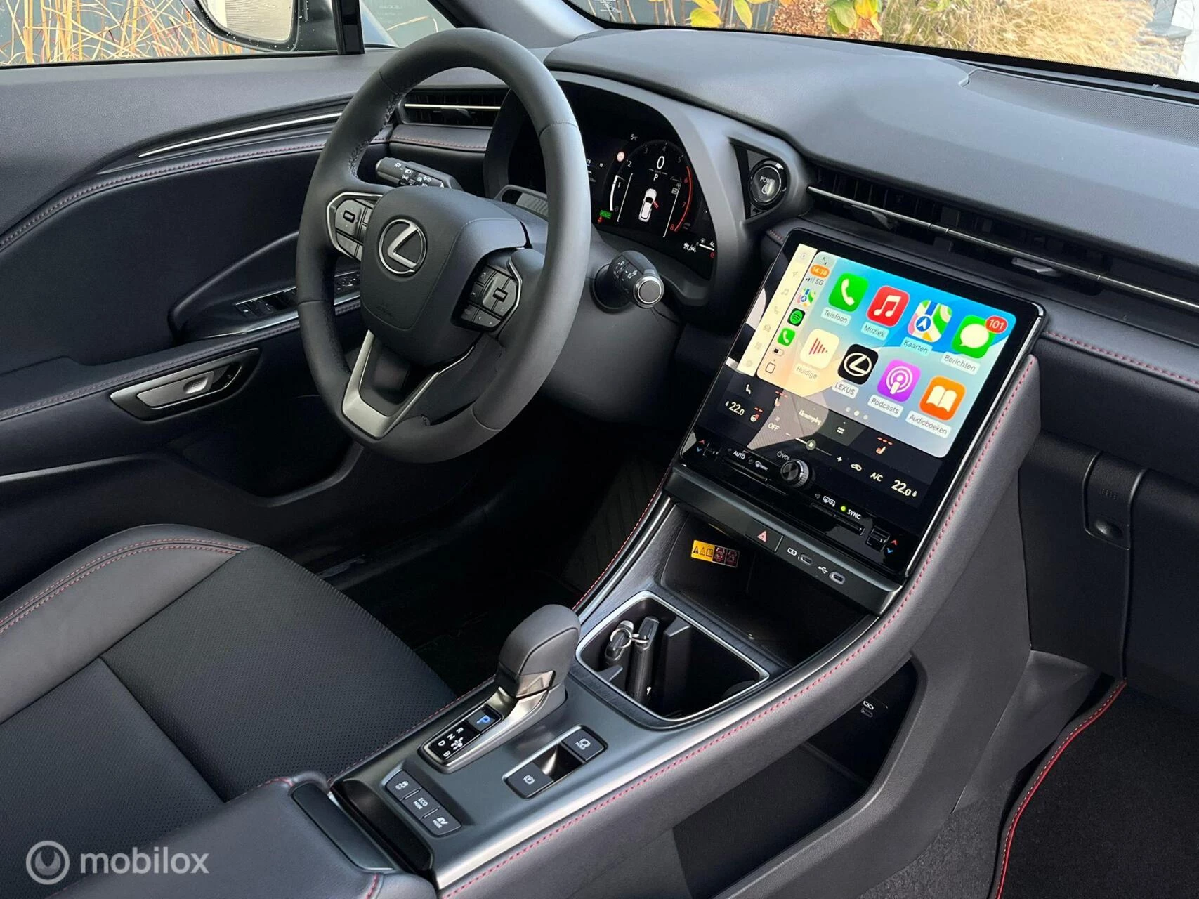 Hoofdafbeelding Lexus LBX