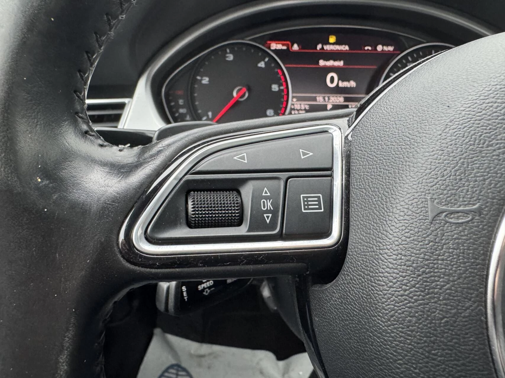 Hoofdafbeelding Audi A8