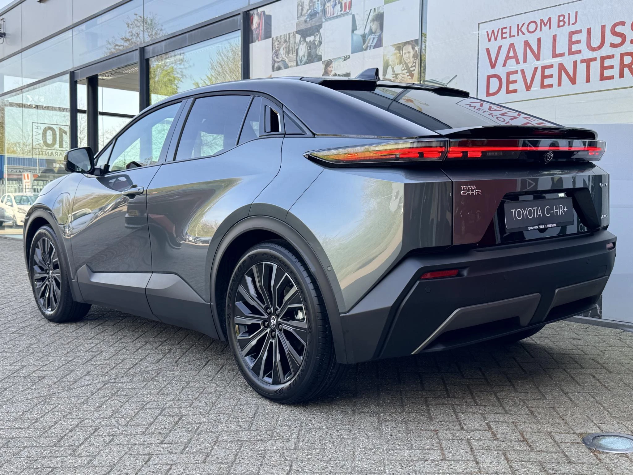 Hoofdafbeelding Toyota C-HR+