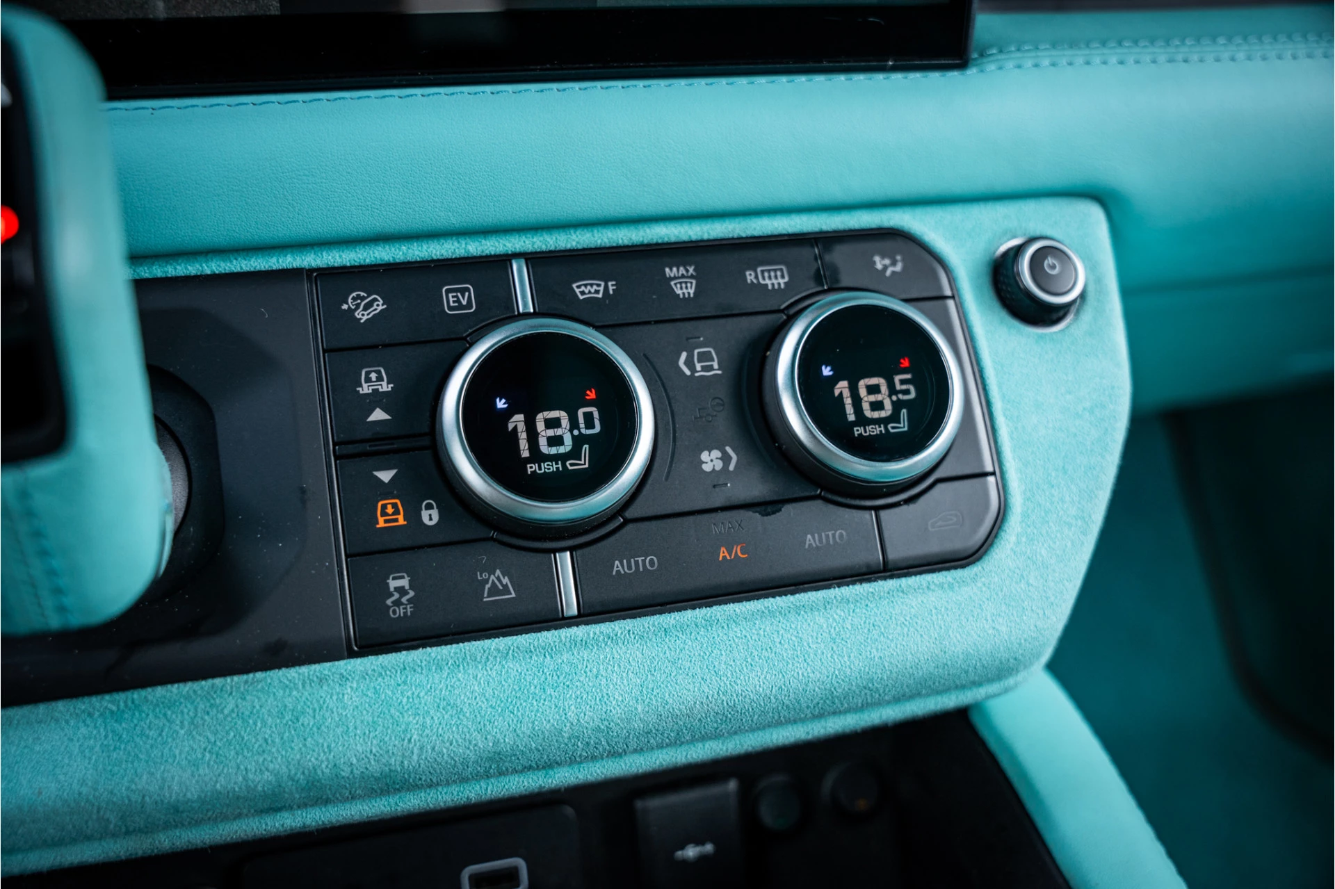 Hoofdafbeelding Land Rover Defender