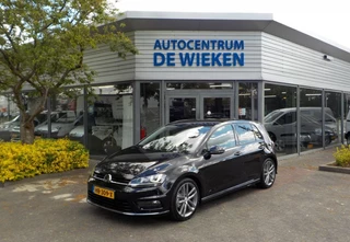 Volkswagen Golf 1.4 TSI Bussines Edition R Line NAVI PRO CAMERA XENON LED PDC ST