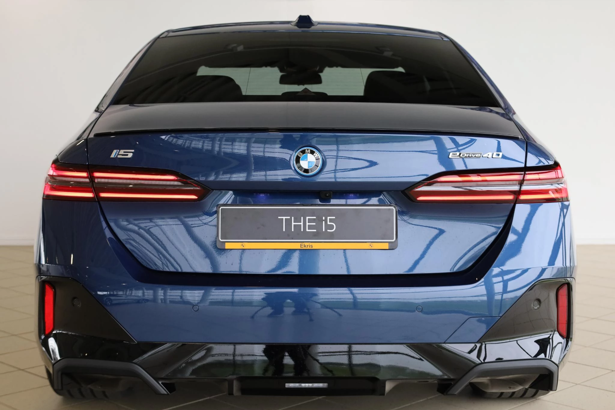 Hoofdafbeelding BMW i5