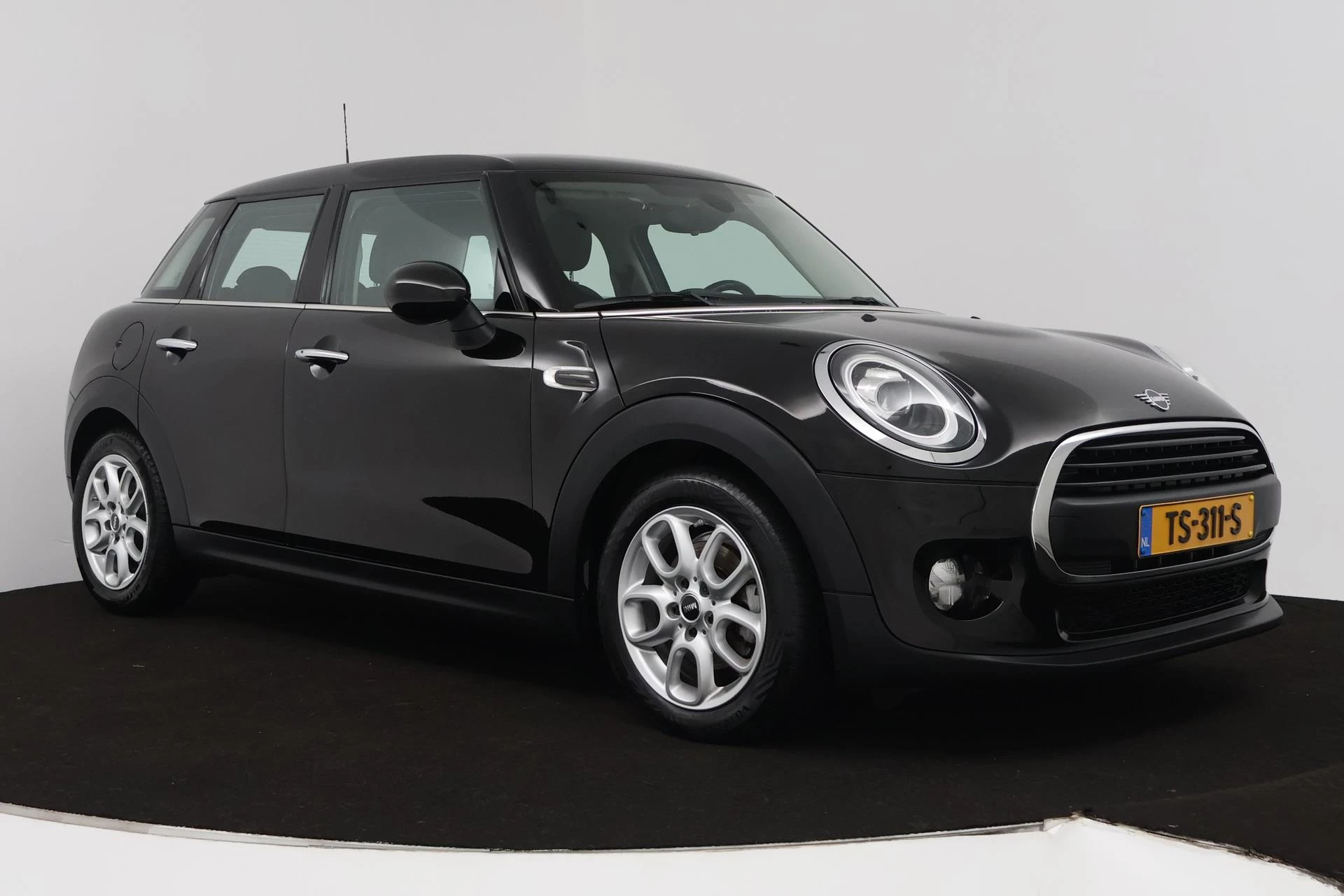 Hoofdafbeelding MINI One