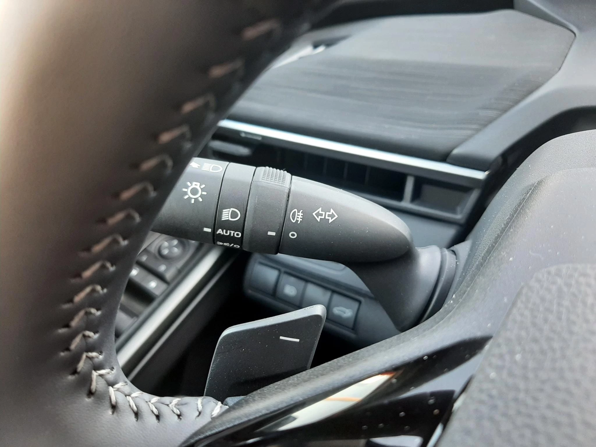 Hoofdafbeelding Toyota C-HR+
