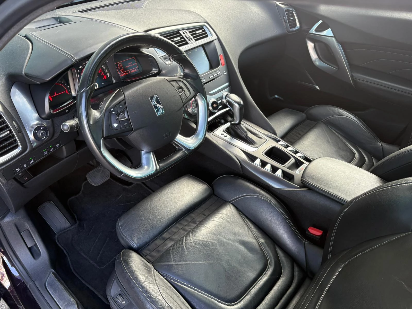 Hoofdafbeelding DS DS 5