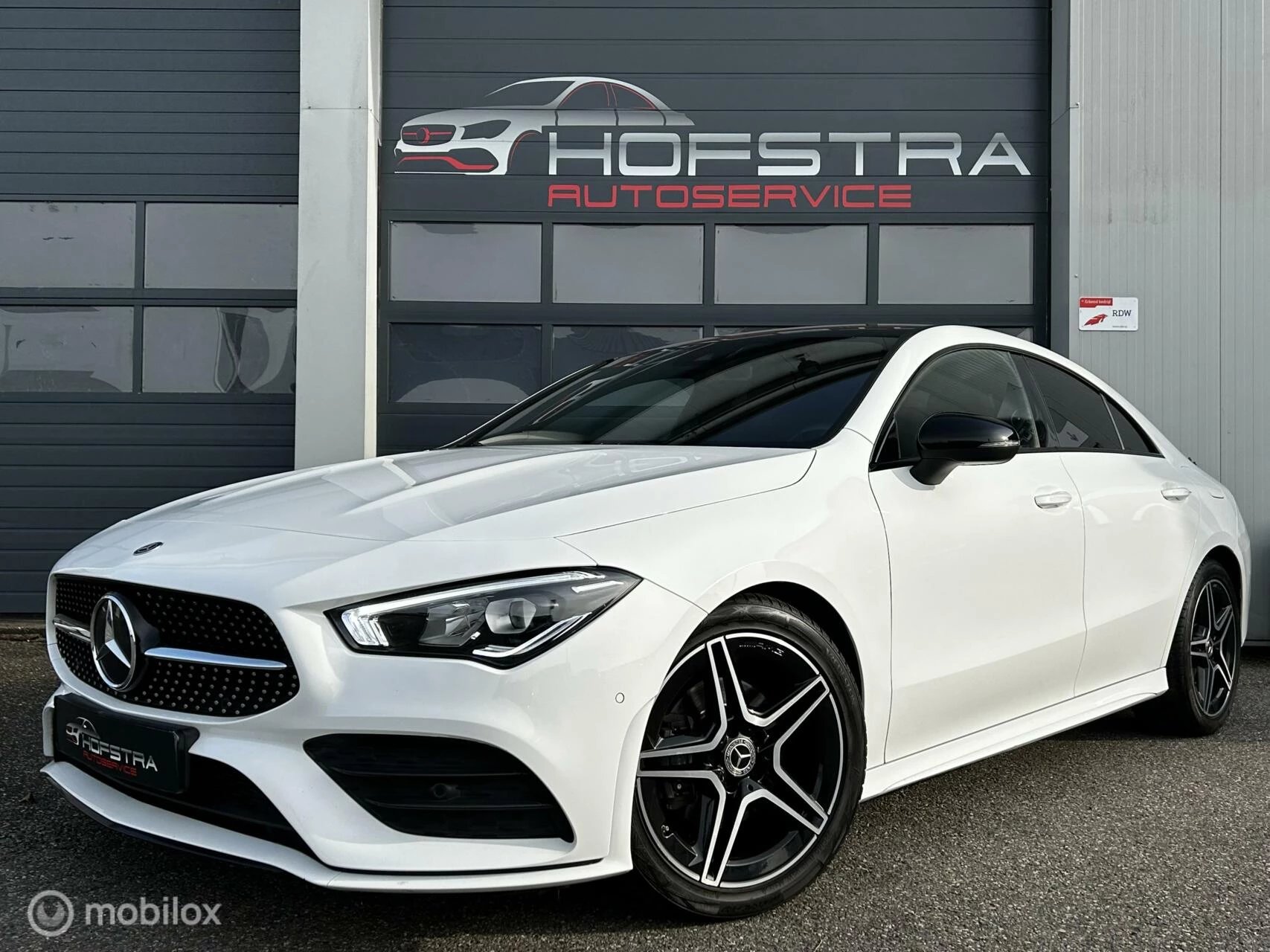 Hoofdafbeelding Mercedes-Benz CLA