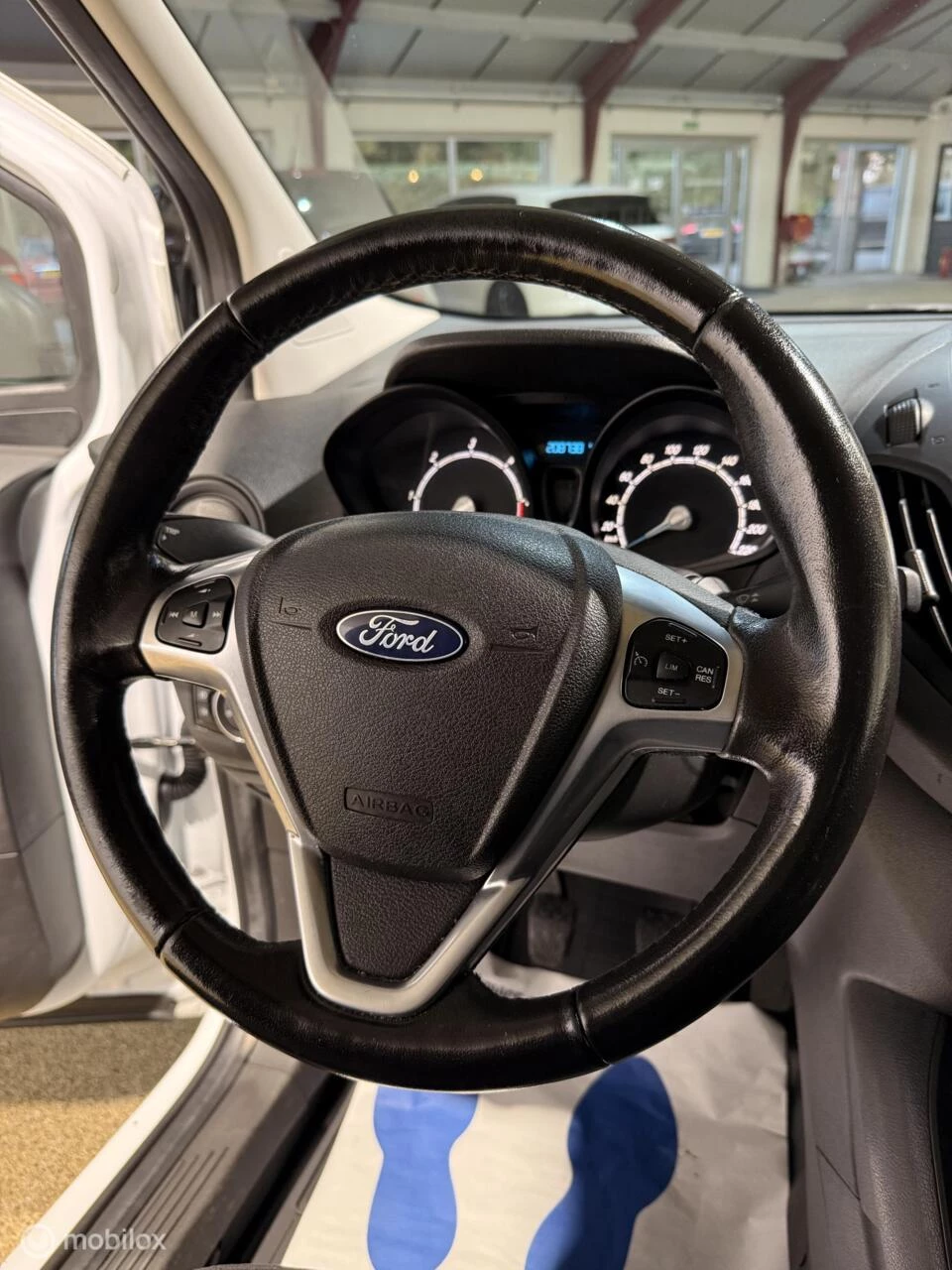 Hoofdafbeelding Ford Transit Courier