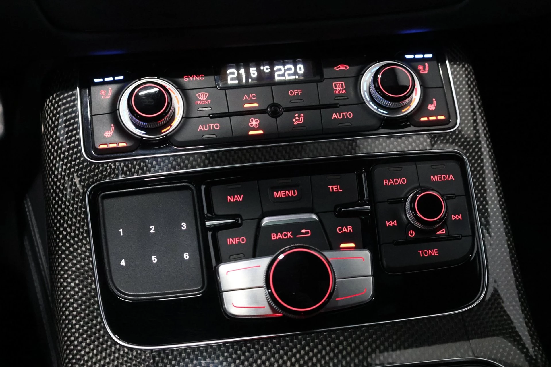 Hoofdafbeelding Audi S8