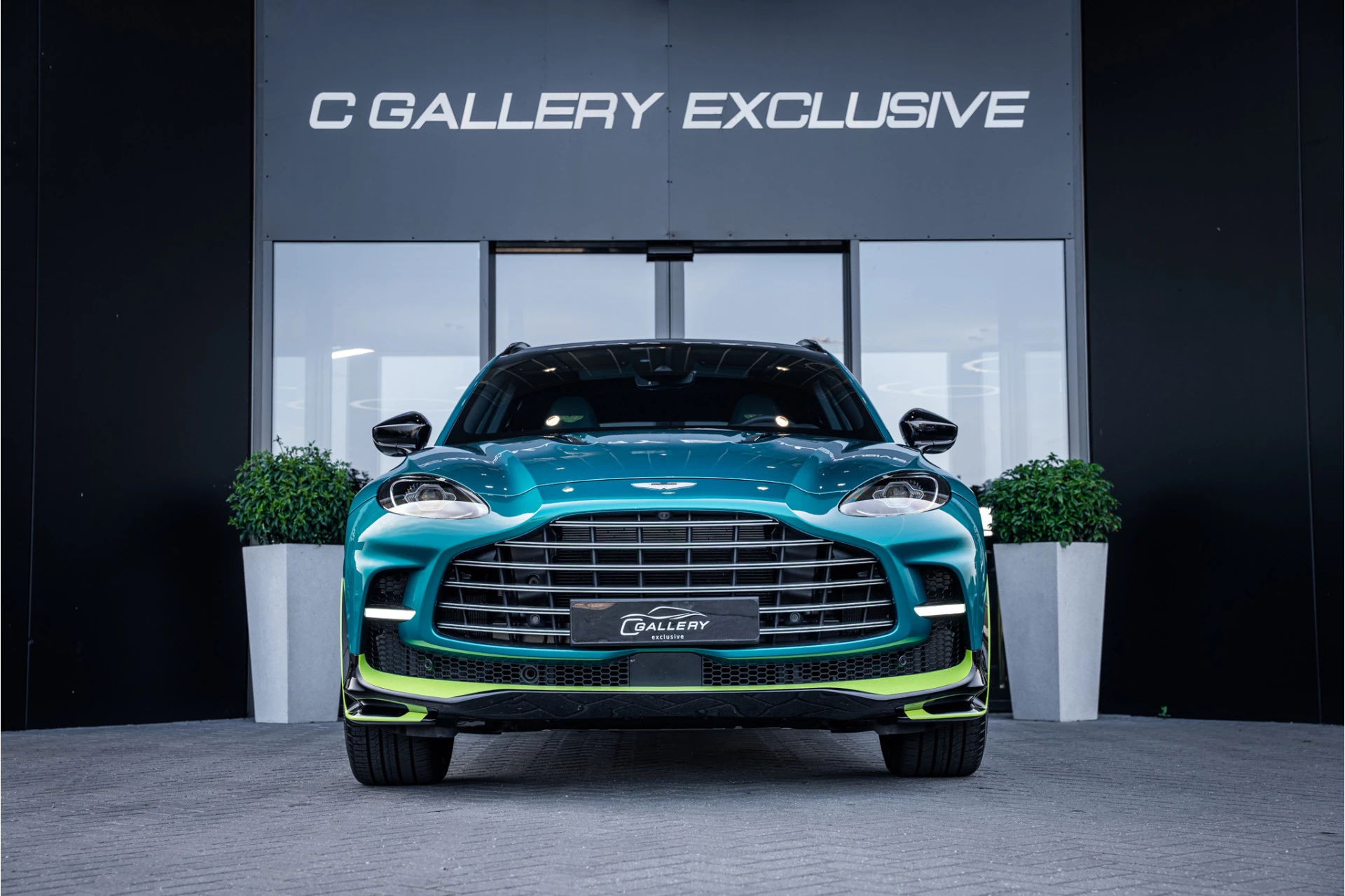 Hoofdafbeelding Aston Martin DBX
