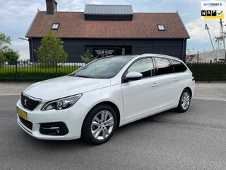 Peugeot 308 SW 1.2 PureTech Blue Lease Executive Panoramdak Navi Led-xenon Pdc