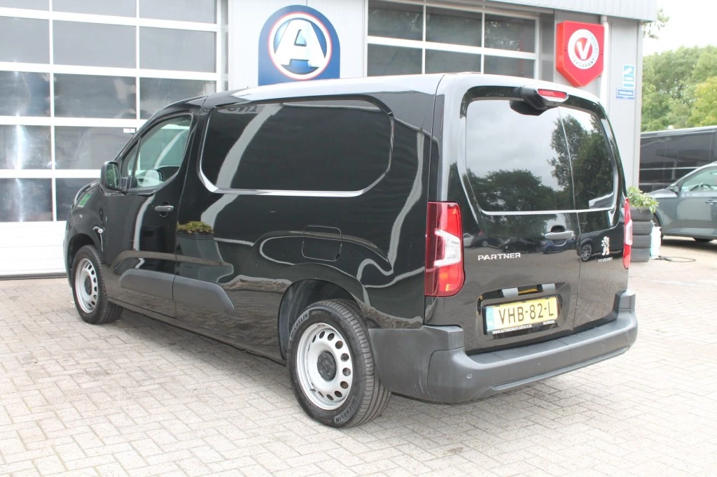 Hoofdafbeelding Peugeot Partner