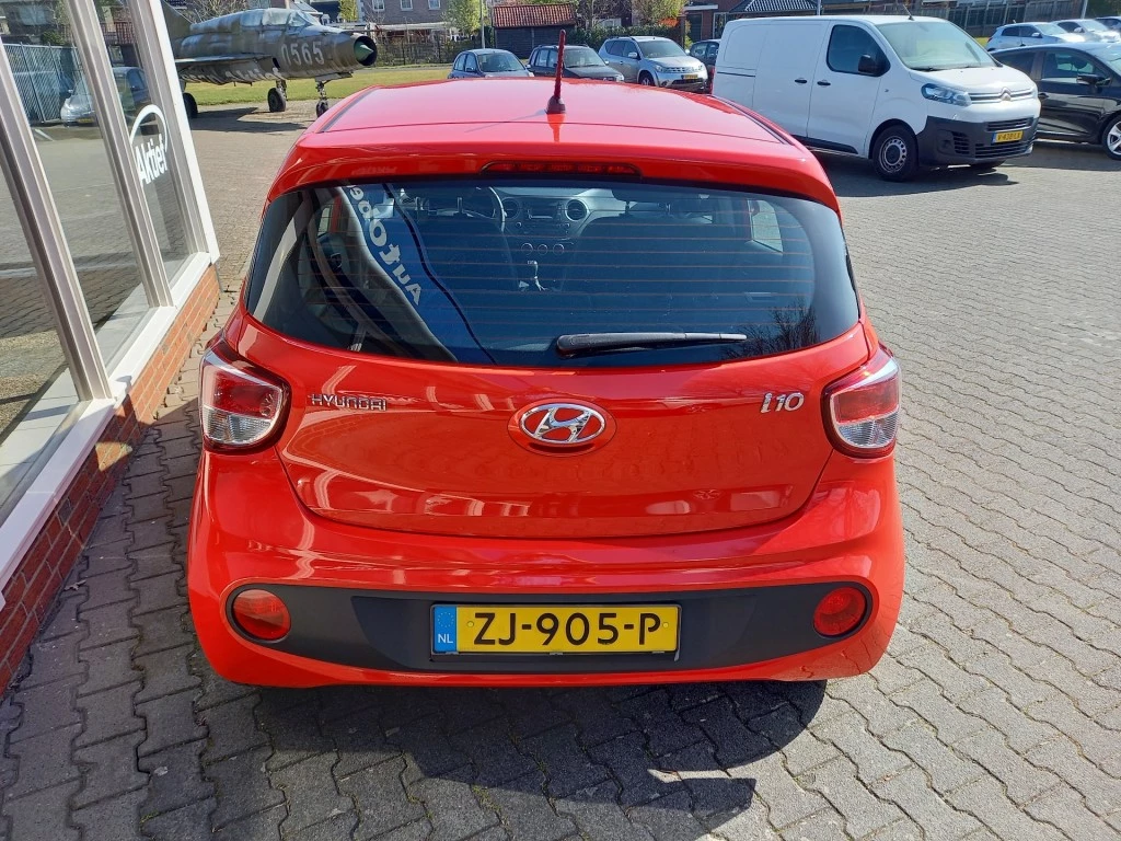 Hoofdafbeelding Hyundai i10
