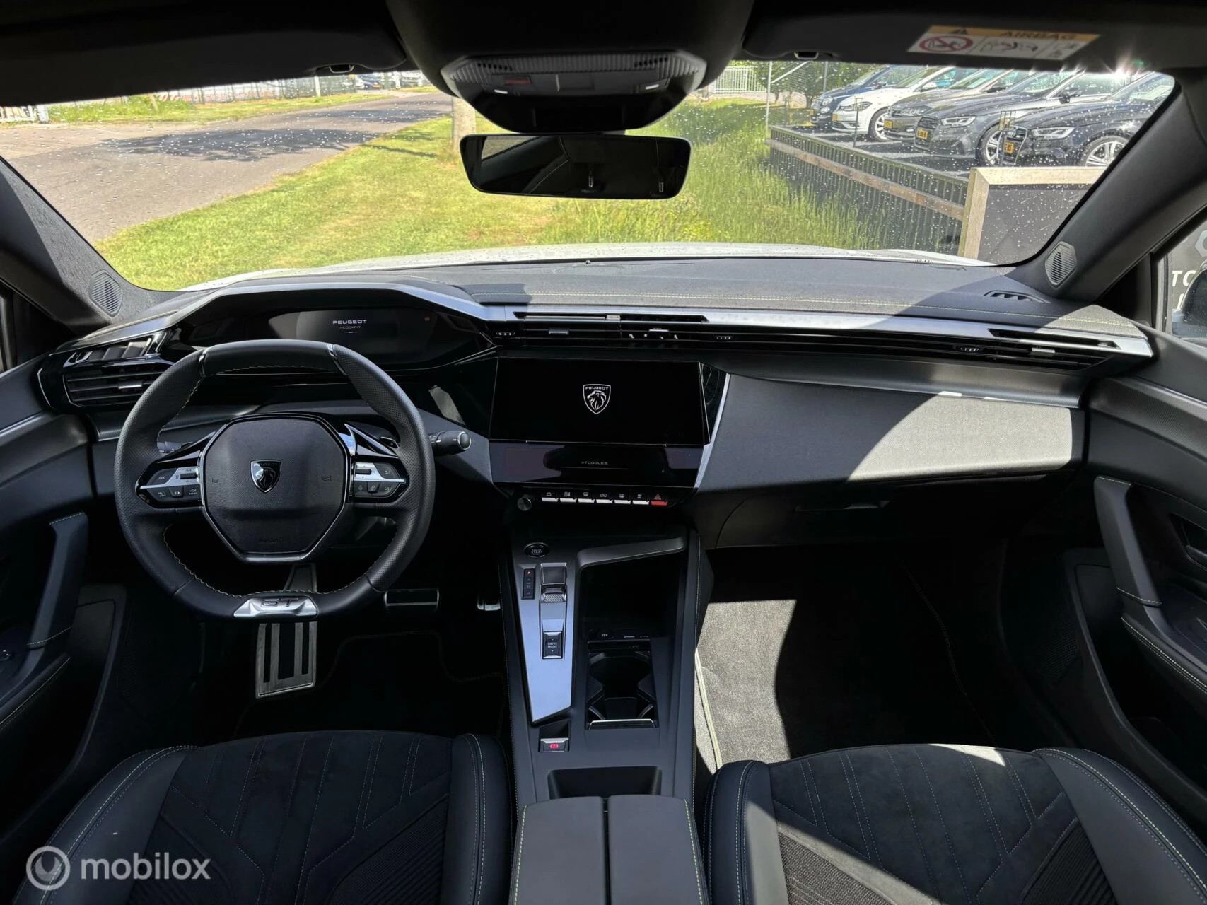 Hoofdafbeelding Peugeot 408