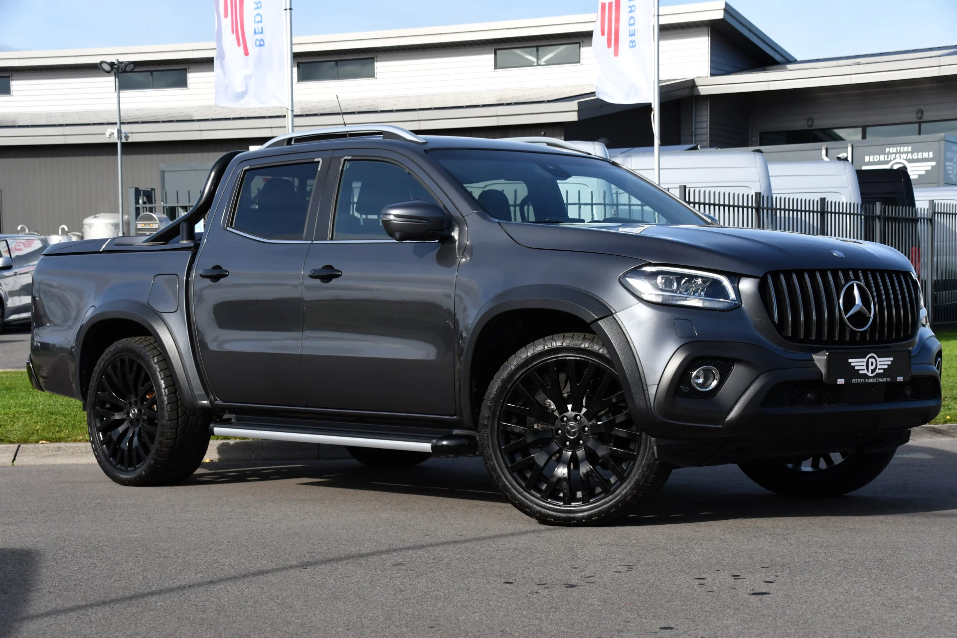 Hoofdafbeelding Mercedes-Benz X-Klasse