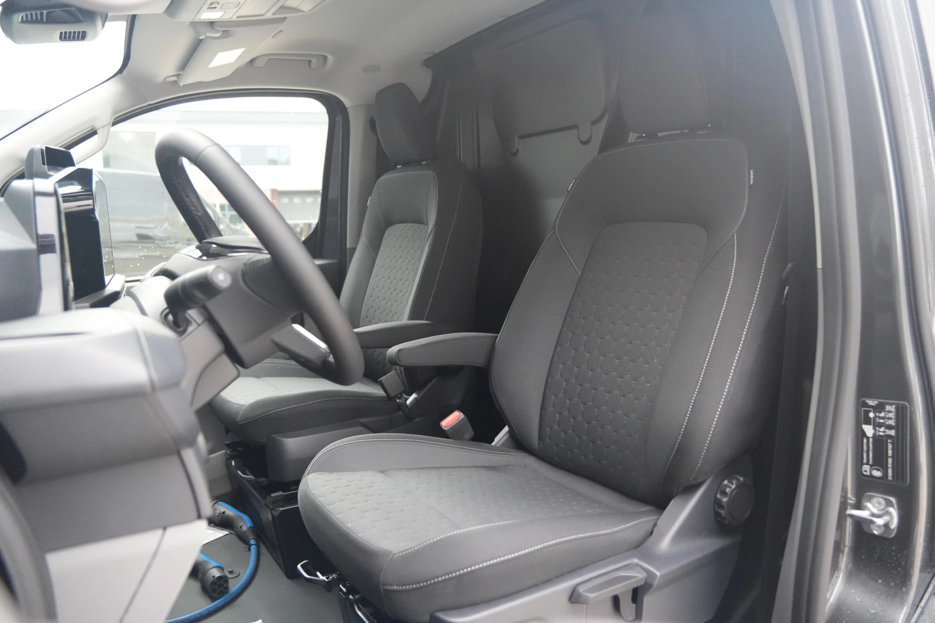 Hoofdafbeelding Ford E-Transit Custom