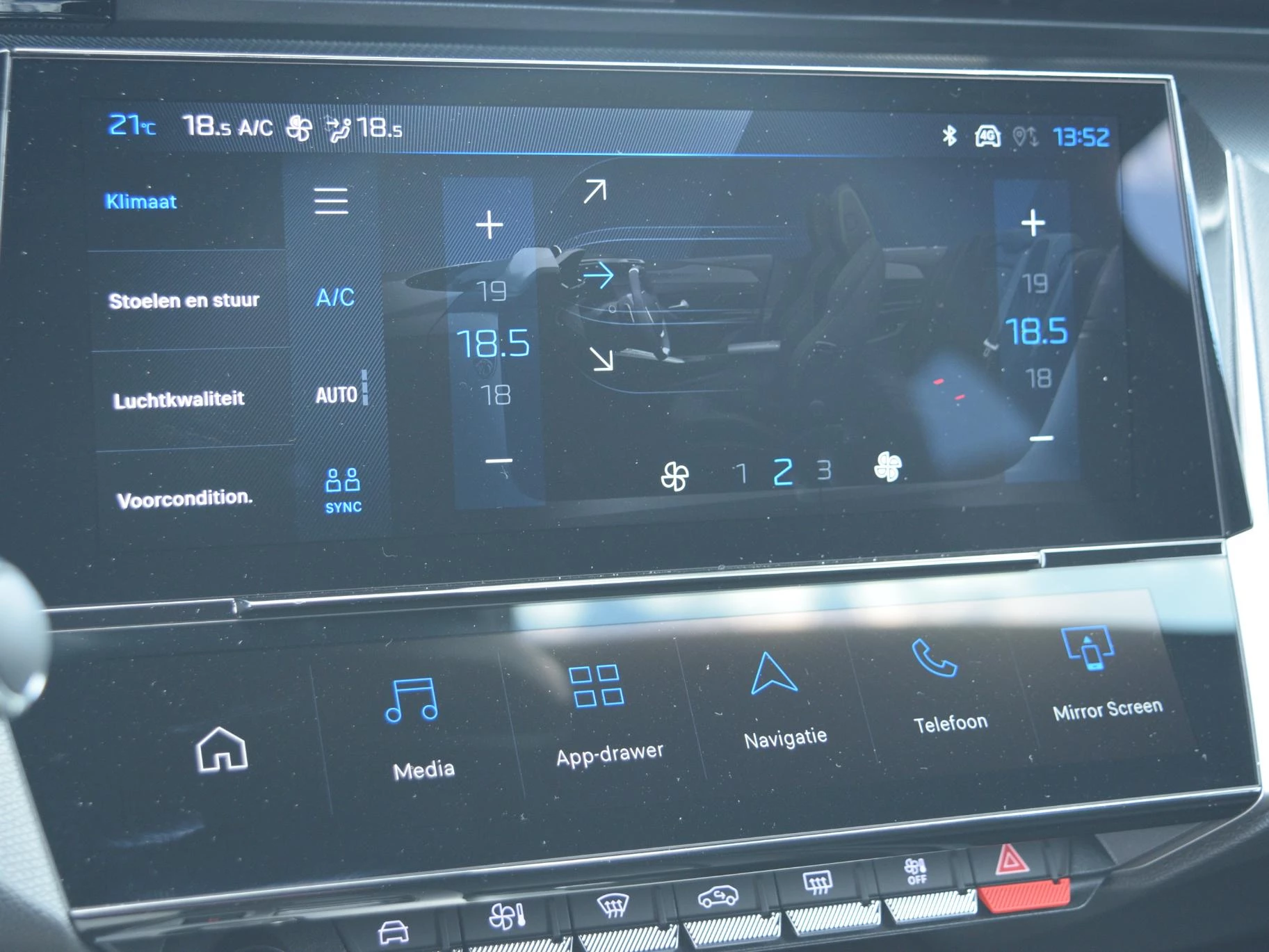 Hoofdafbeelding Peugeot 408