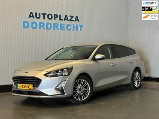 Ford Focus Wagon 1.0 EcoBoost Titanium Business Winter Pack
