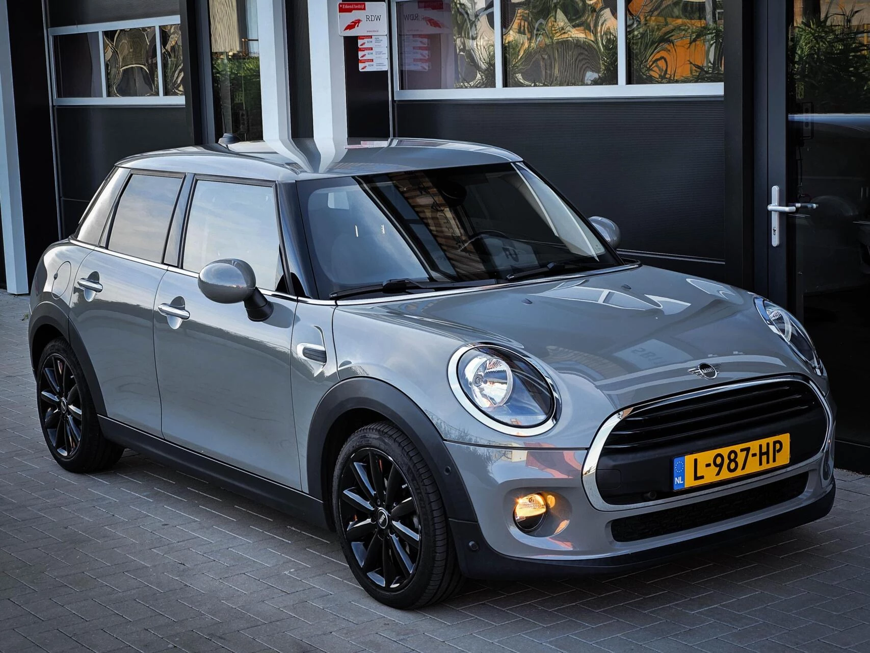 Hoofdafbeelding MINI One