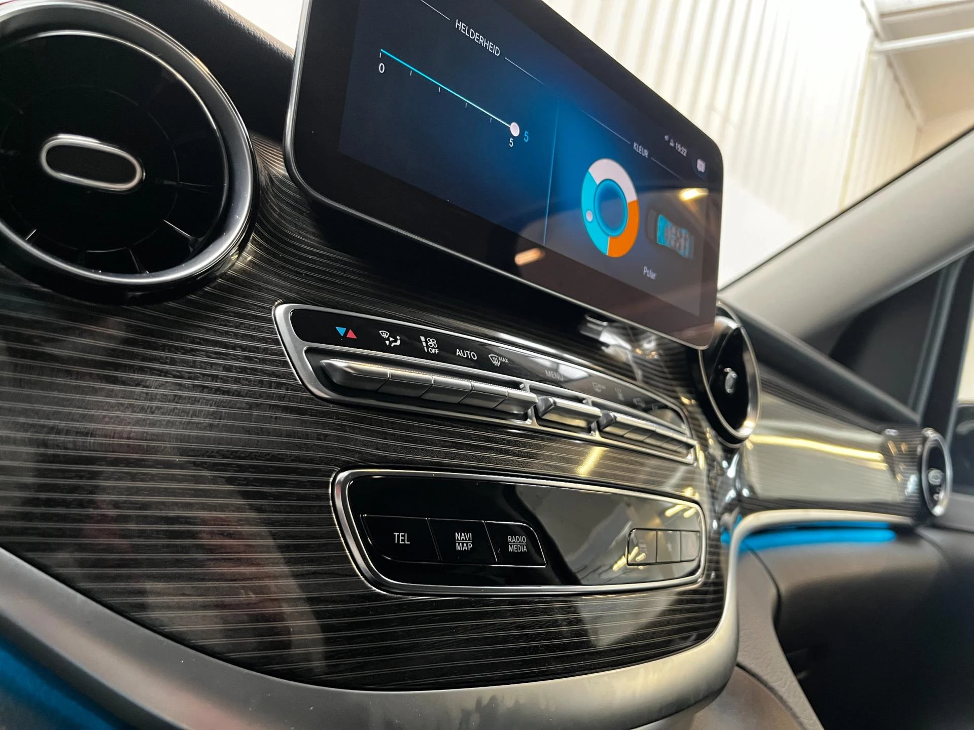 Hoofdafbeelding Mercedes-Benz EQV