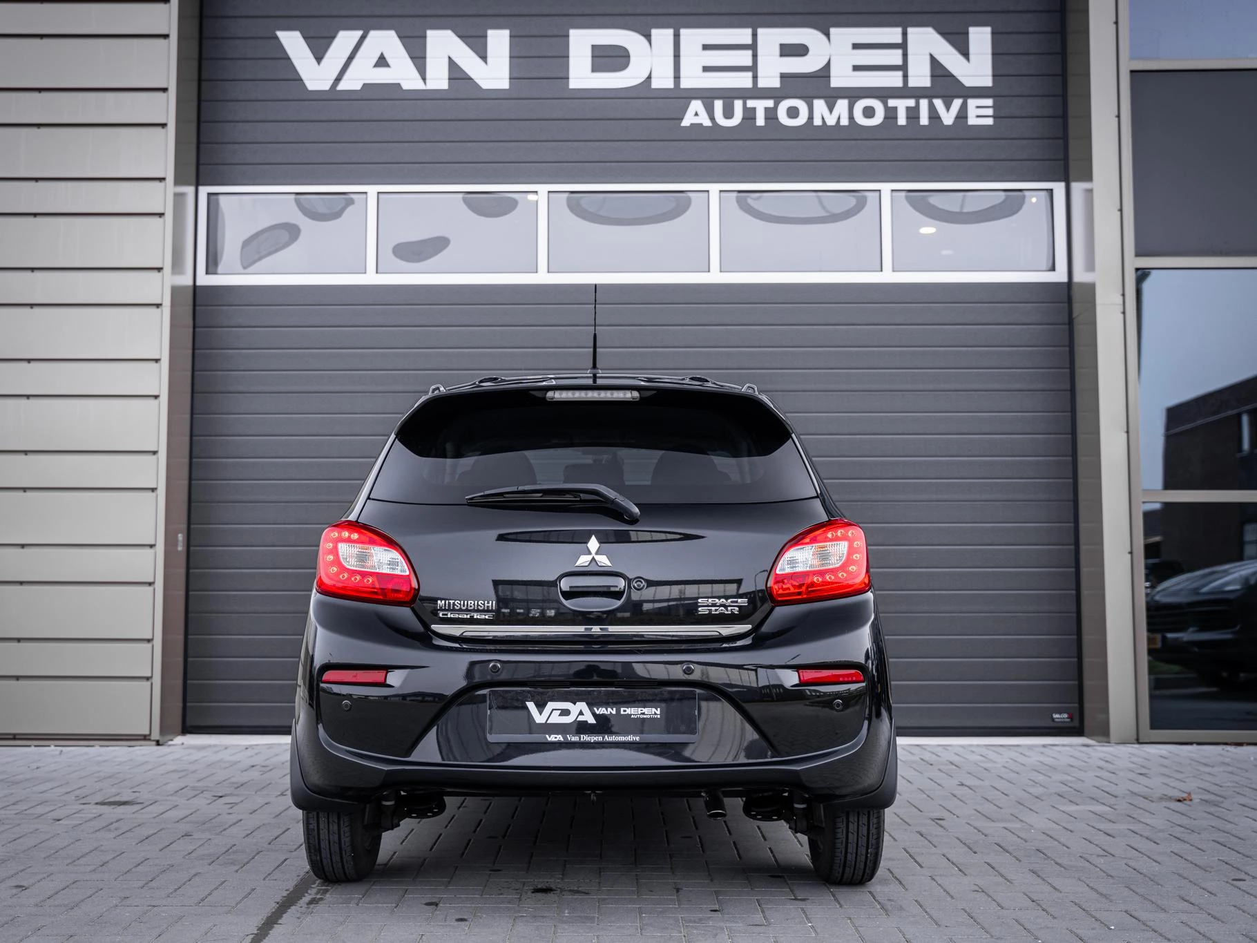 Hoofdafbeelding Mitsubishi Space Star