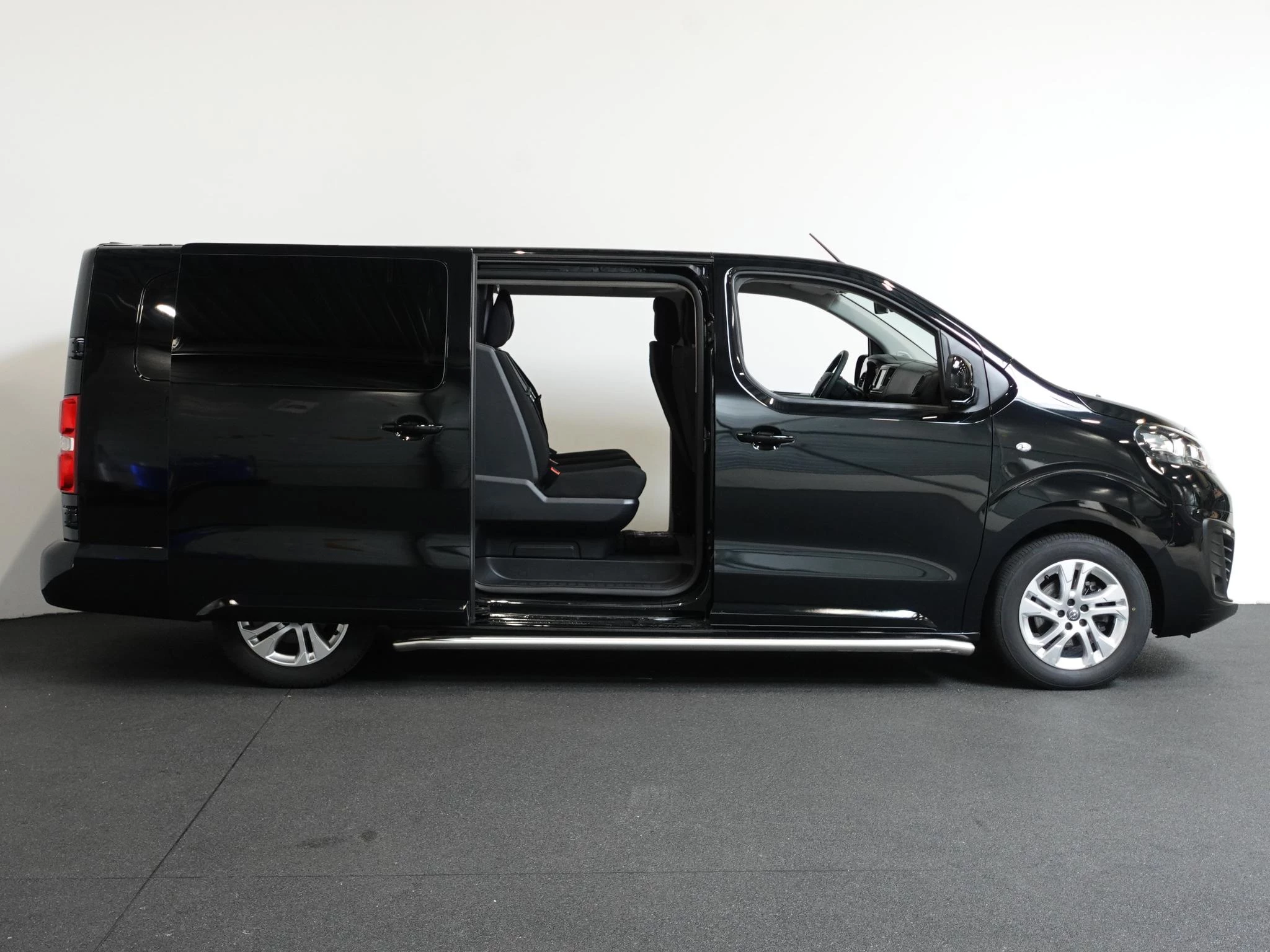 Hoofdafbeelding Opel Vivaro-e