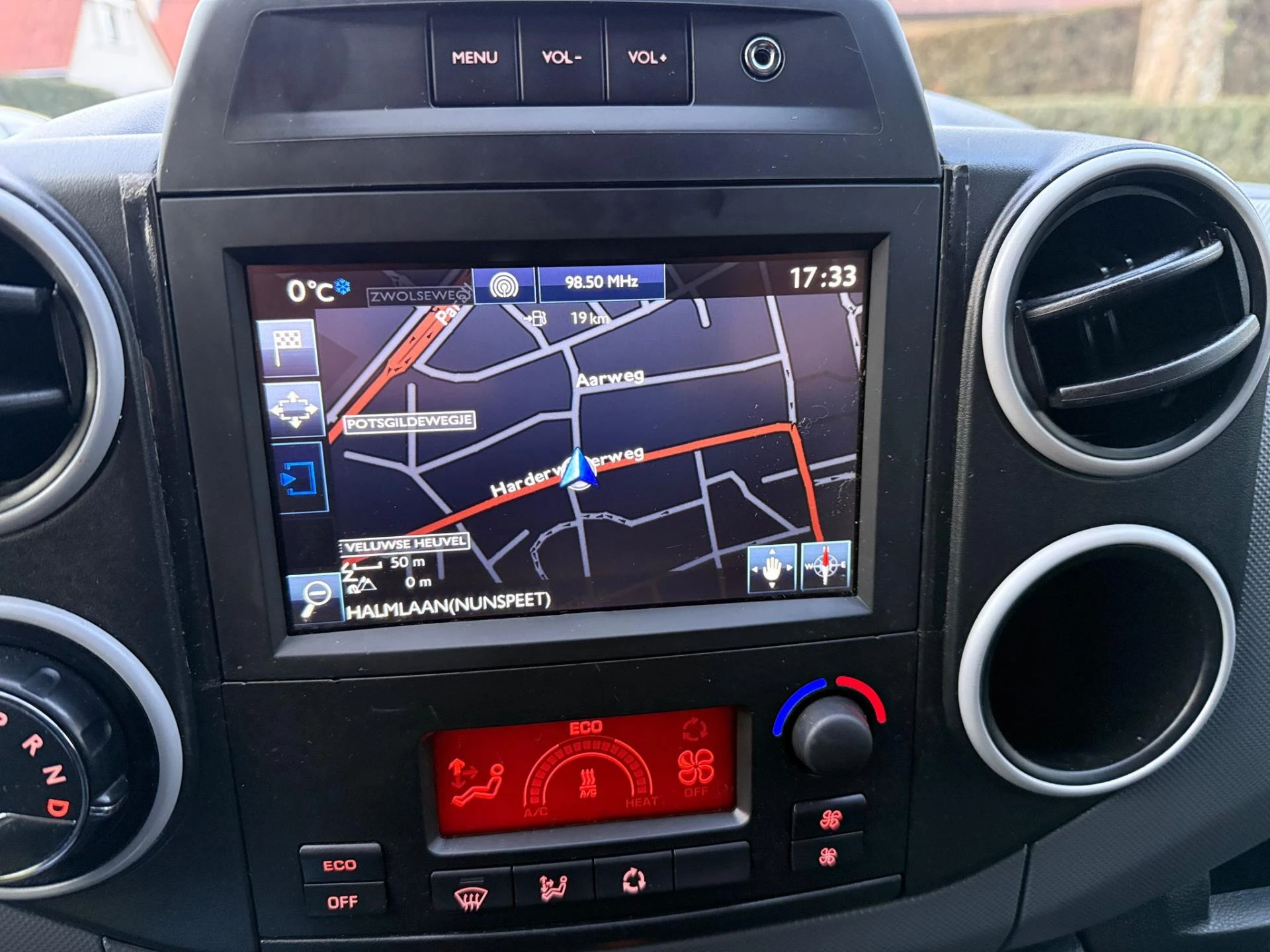 Hoofdafbeelding Peugeot e-Partner