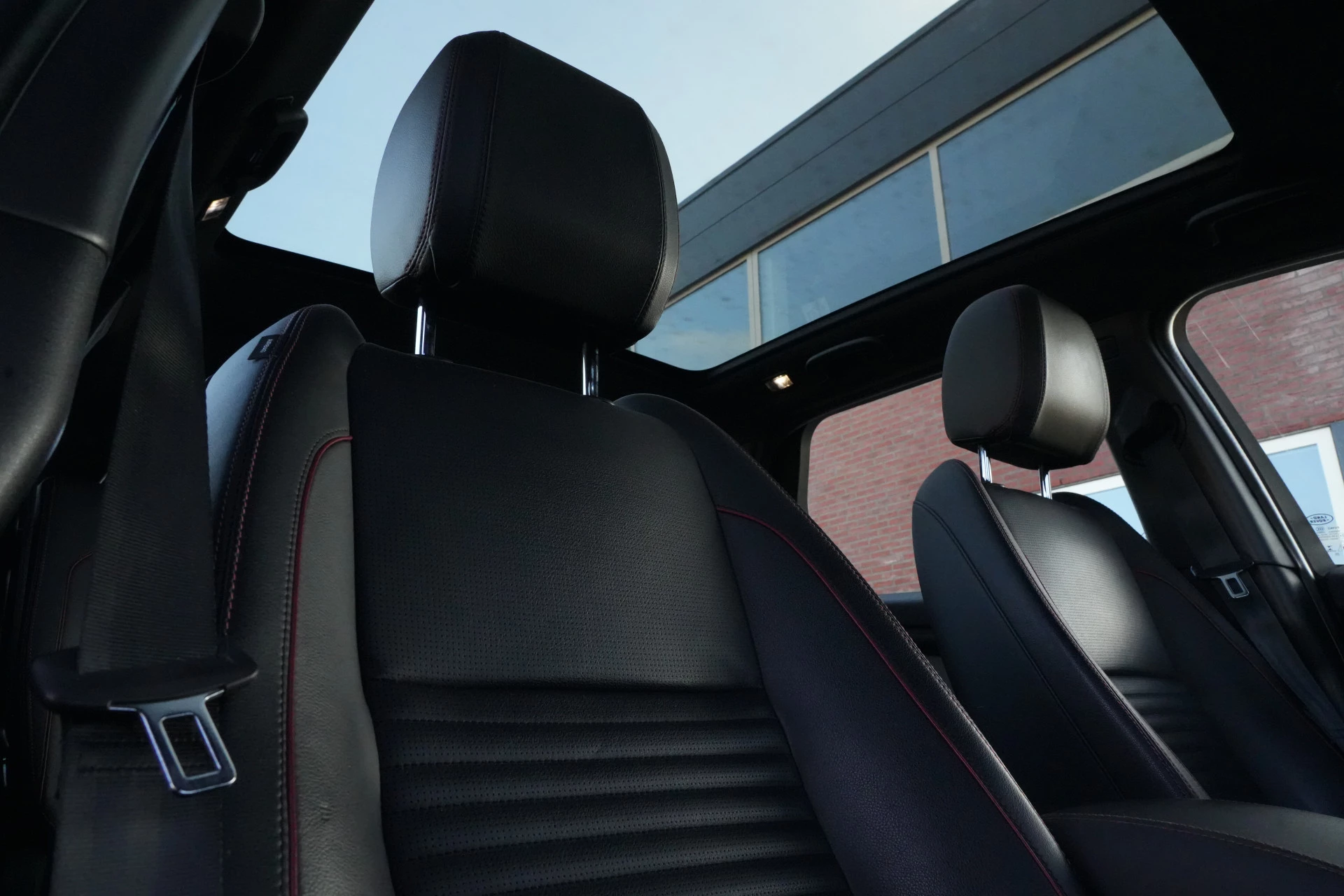 Hoofdafbeelding Land Rover Discovery Sport