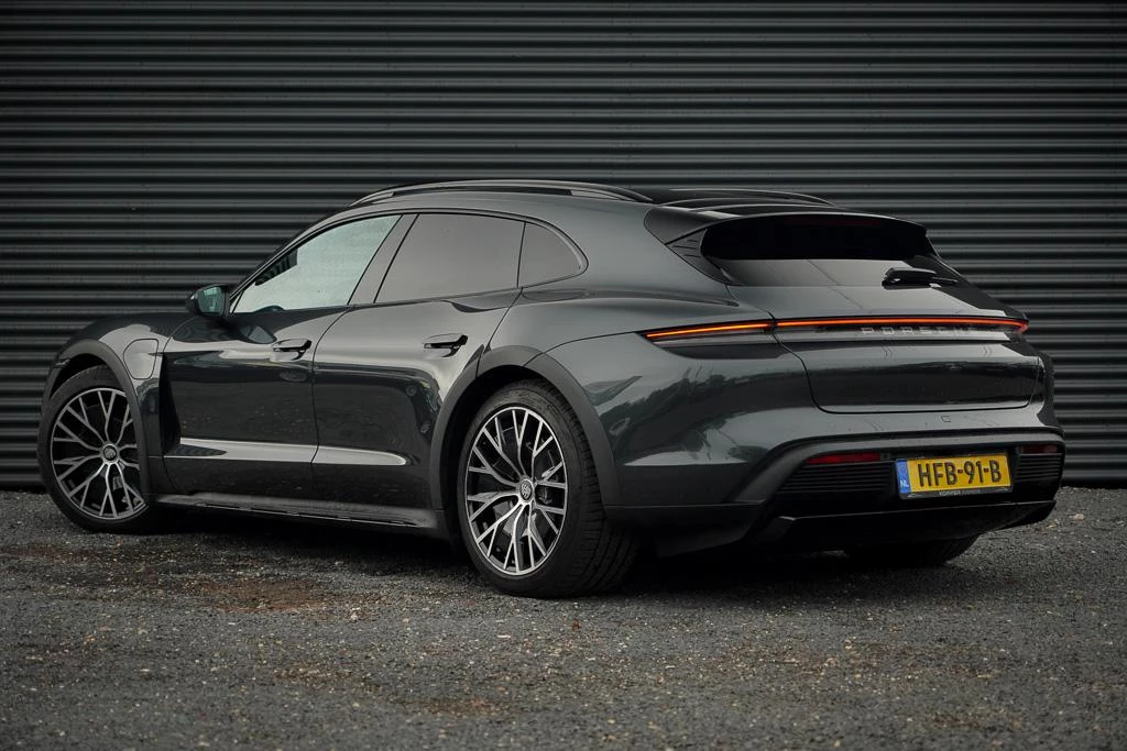 Hoofdafbeelding Porsche Taycan