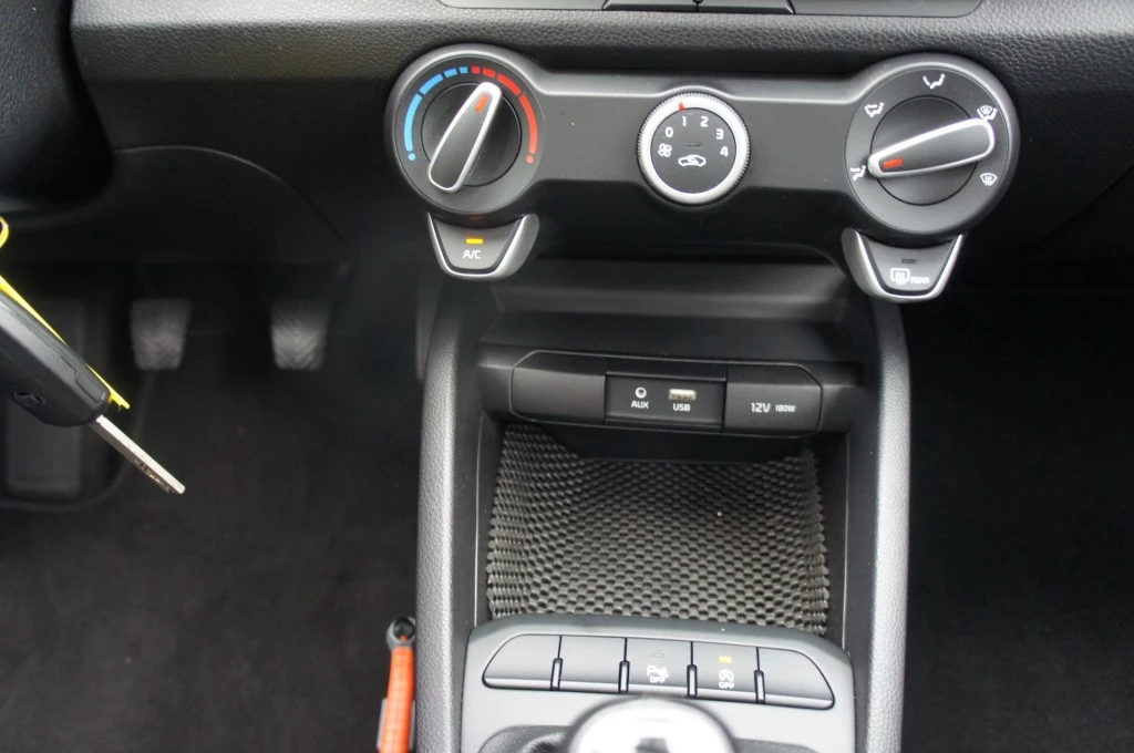 Hoofdafbeelding Kia Stonic