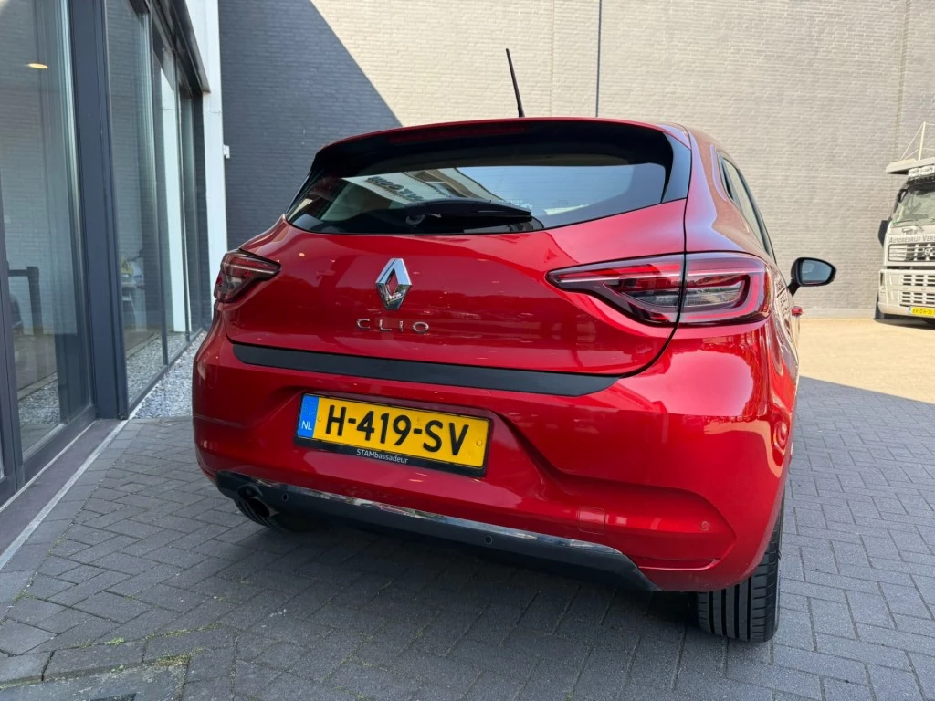 Hoofdafbeelding Renault Clio