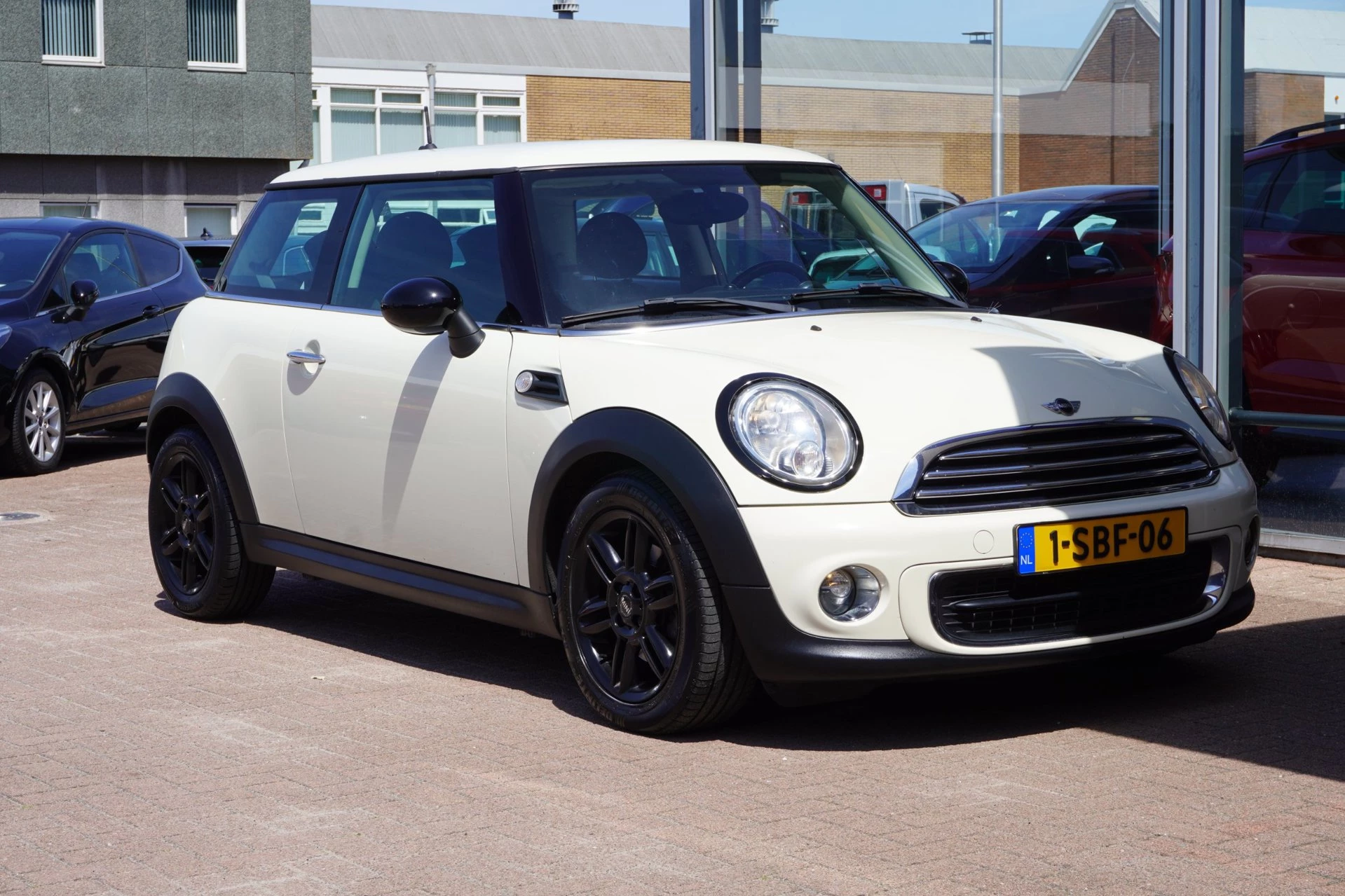 Hoofdafbeelding MINI 3-deurs