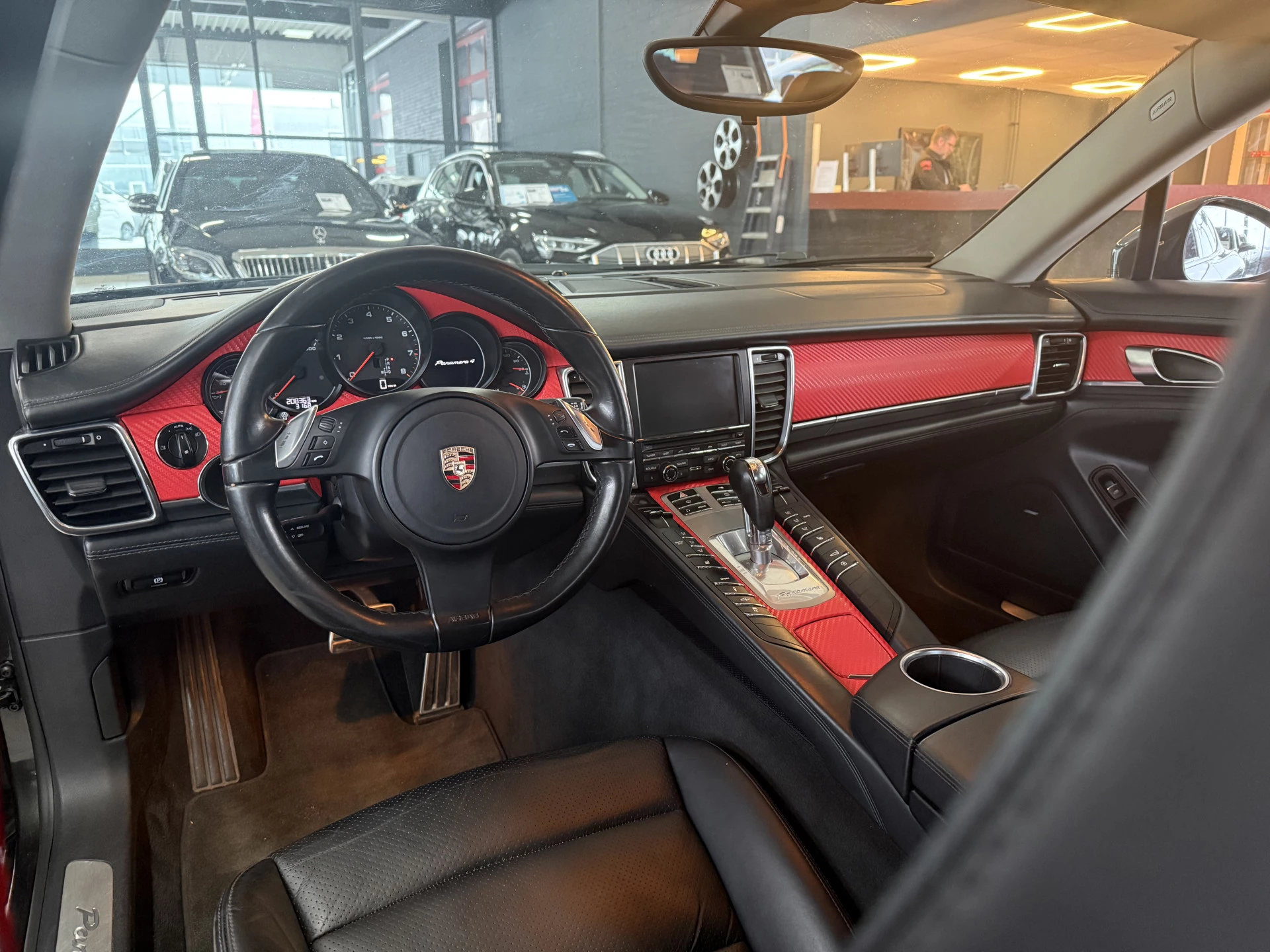 Hoofdafbeelding Porsche Panamera