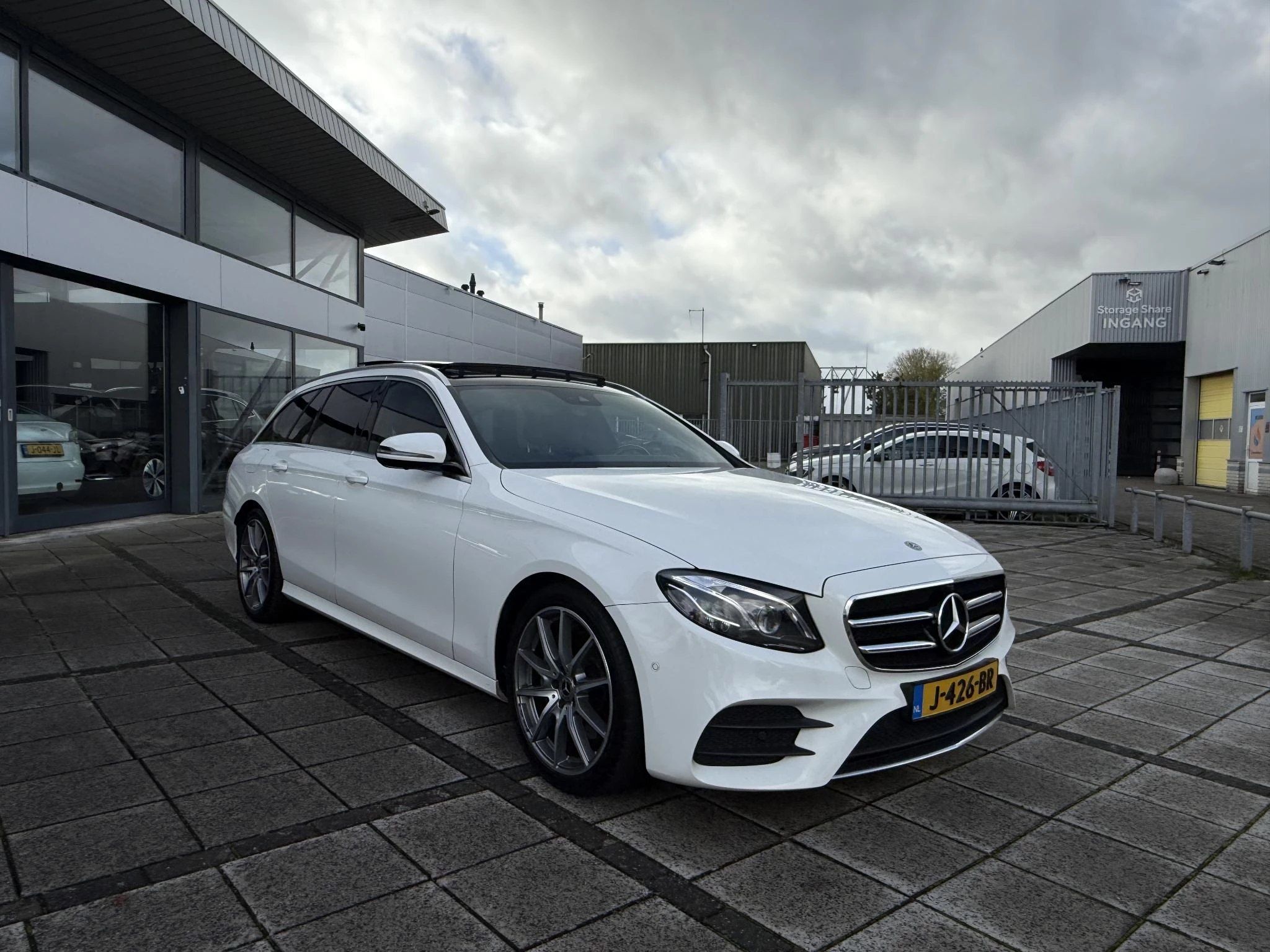 Hoofdafbeelding Mercedes-Benz E-Klasse