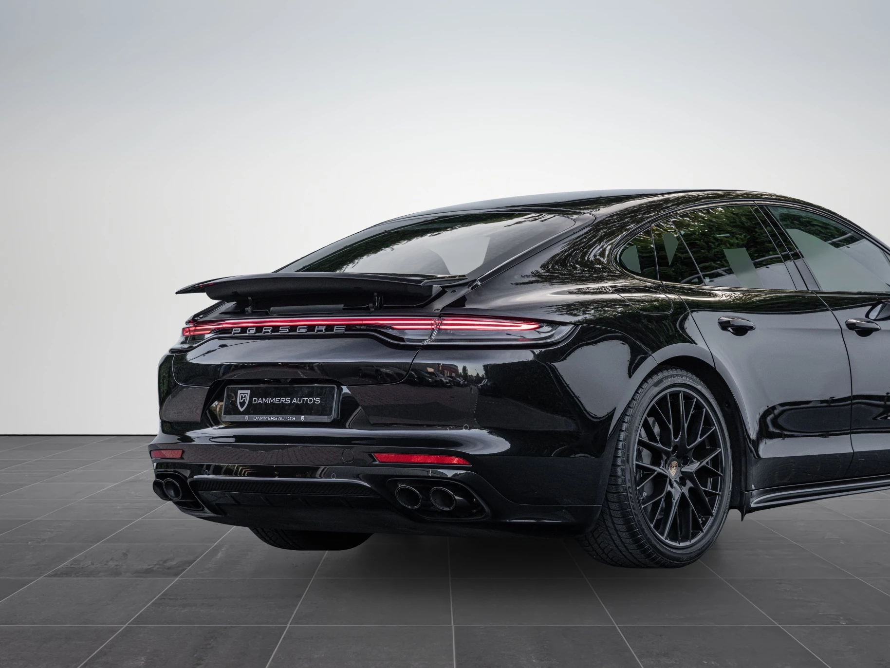 Hoofdafbeelding Porsche Panamera