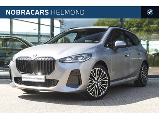 BMW 2 Serie Active Tourer 230e xDrive M Sport Automaat / Panoramadak / Trekhaak / Sportstoelen / Adaptieve LED / M Adaptief onderstel / Comfort Access / Parking Assistant Plus