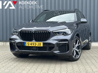 Hoofdafbeelding BMW X5 BMW X5 xDrive45e High Executive M sport | BTW | Pano | Laser | Comfortstoelen